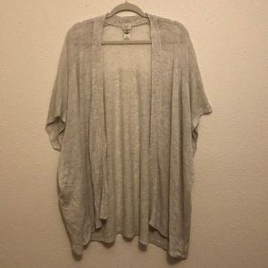 Short sleeve loose-fit cardigan/sweater